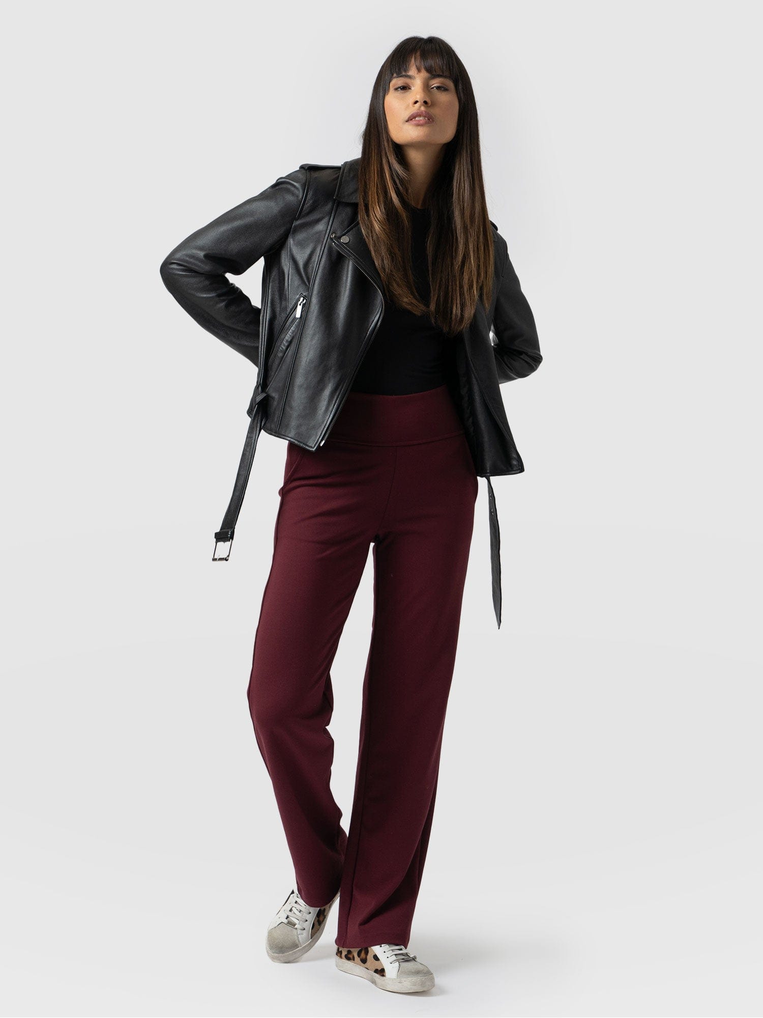 Runway Pant Burgundy - Women's Trousers | Saint + Sofia® UK