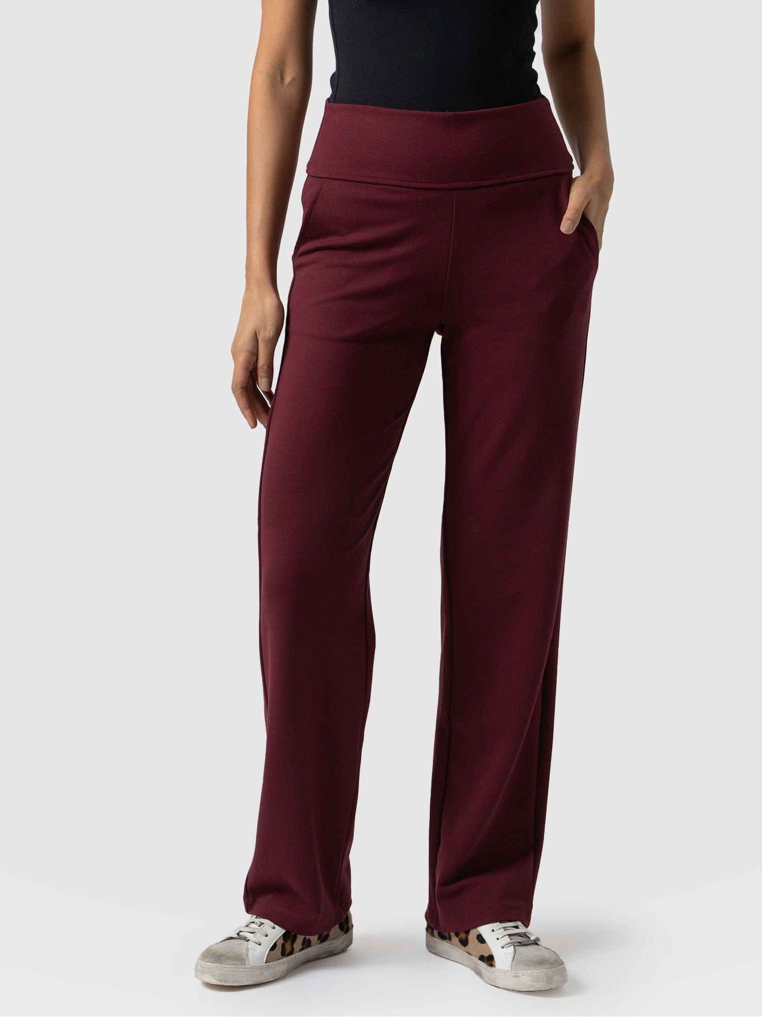 Runway Pant Burgundy - Women's Trousers | Saint + Sofia® UK